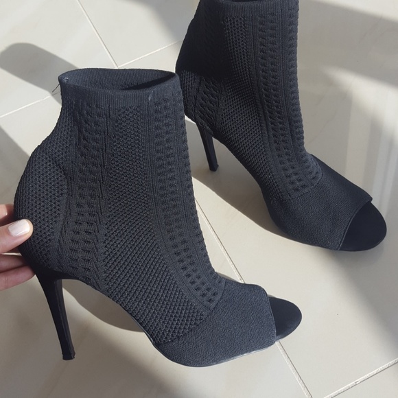 Shoes - 4" Heel Black Peep Toe Booties